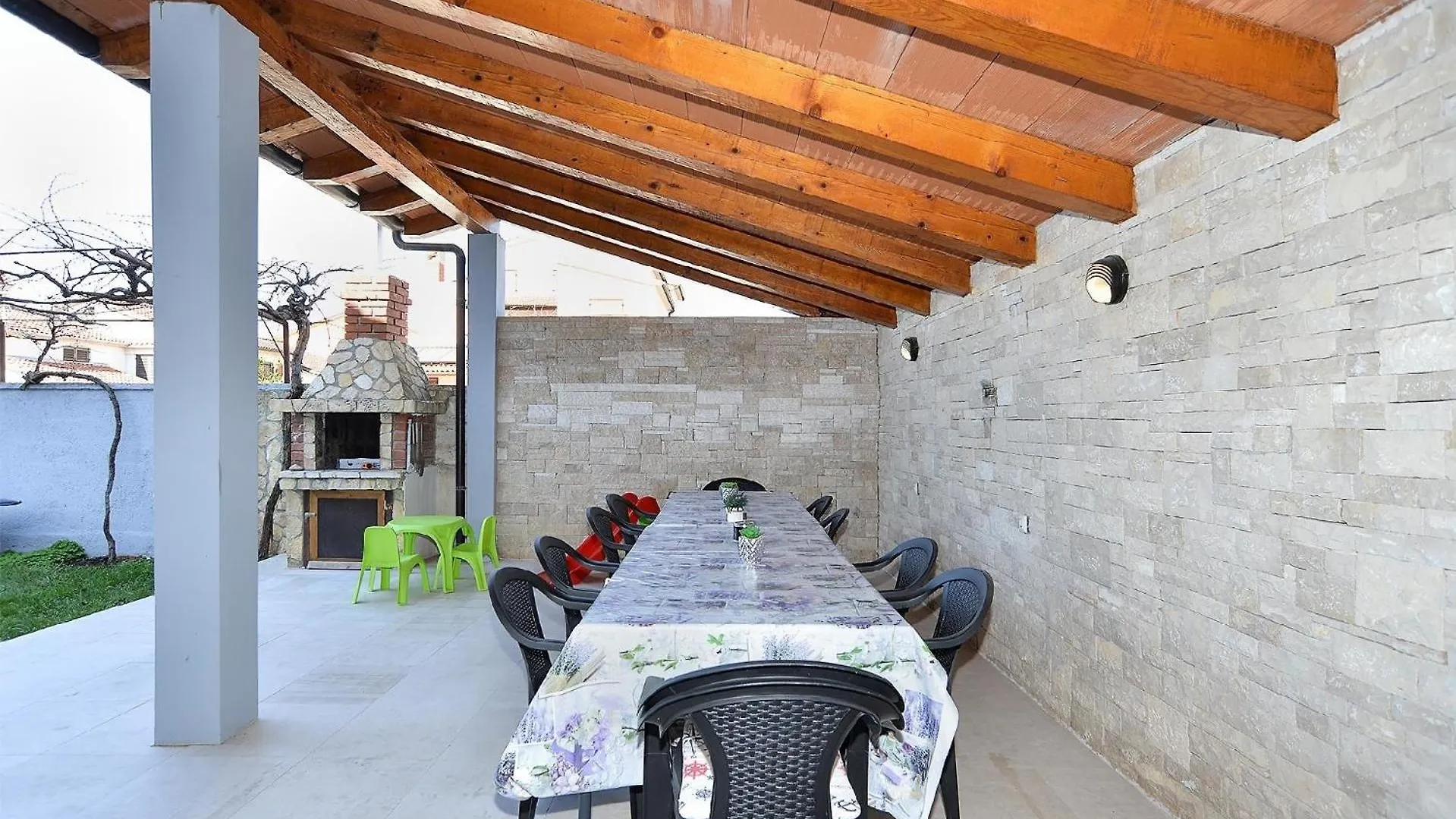 Ferienwohnung Fuer 6 Personen Ca 90 Qm In Medulin, Istrien Suedkueste Von Istrien Apartment